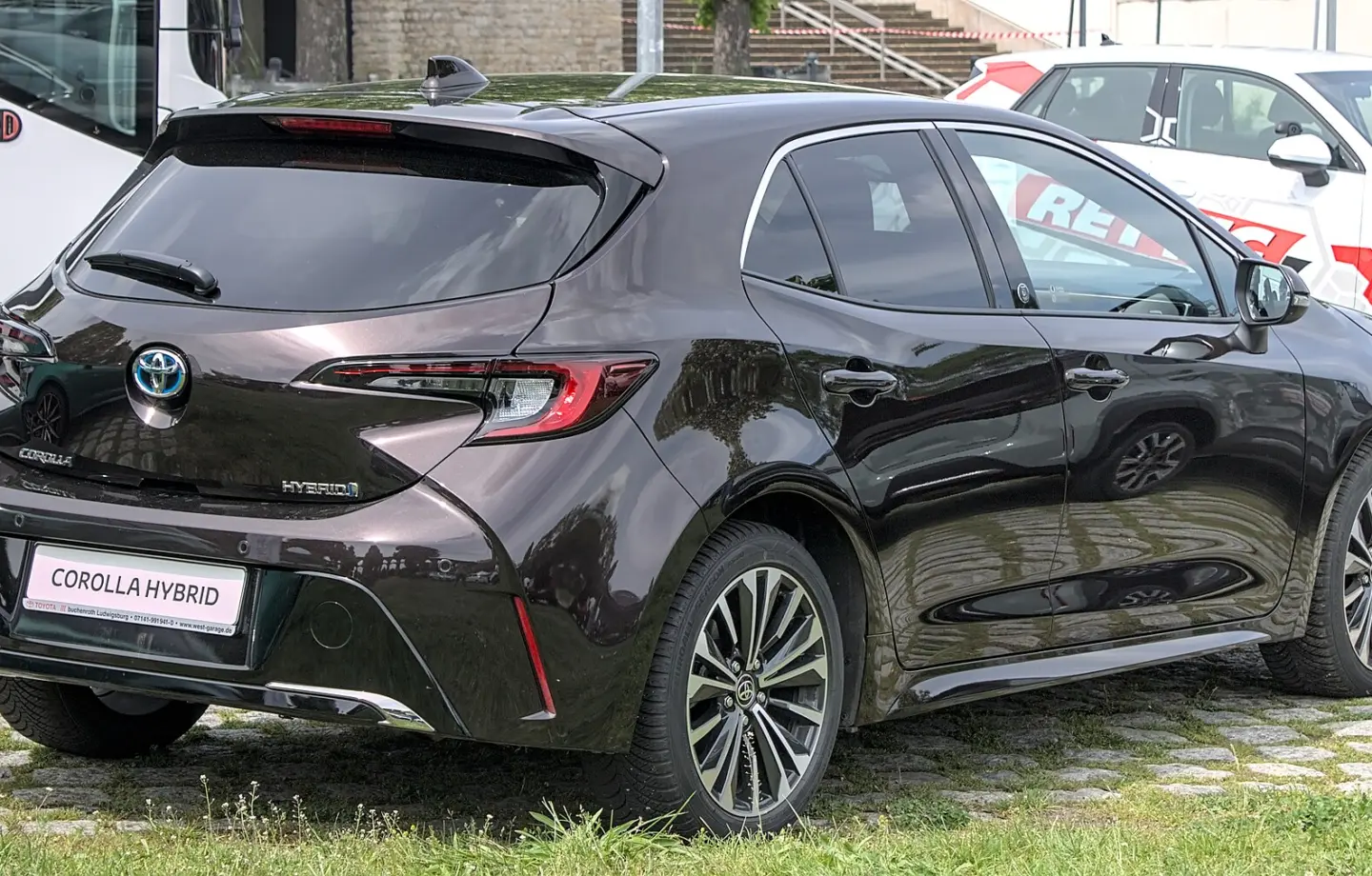 Toyota Corolla z napędem hybrydowym